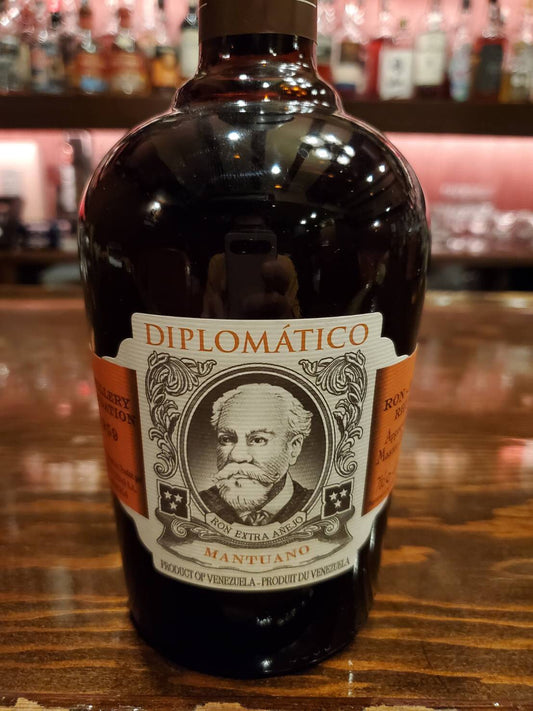 ディプロマティコ  マントゥアノ